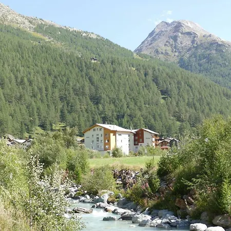 Rubin Bella Vista Apartment Saas-Almagell